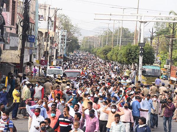 chalo vijayawada govt employees