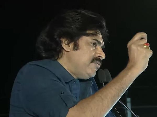 గాడిదలా కాస్తున్నారు మీరు?