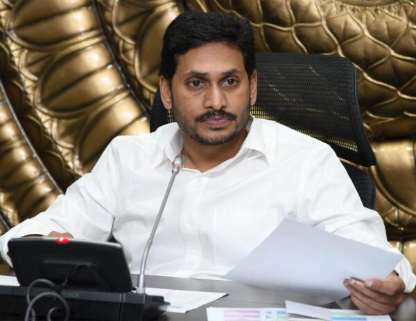 Amaravati Farmers Send Notices To AP Govt