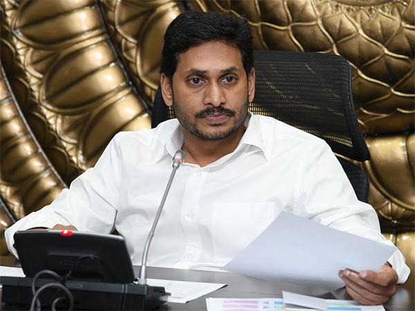 Amaravati Farmers Send Notices To AP Govt