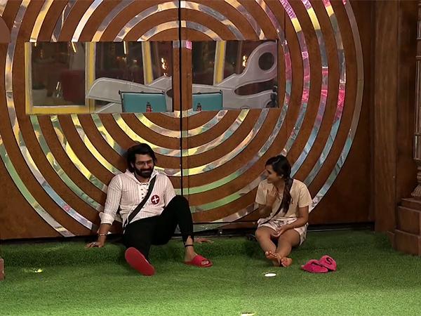 BB Non Stop: Ep 34: What’s Brewing Between Akhil & Ashu!