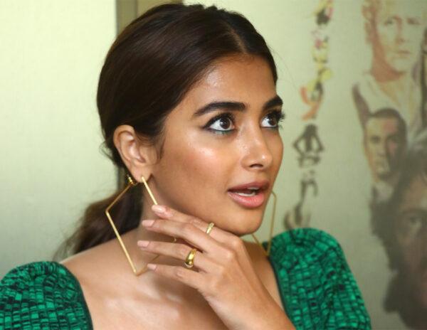 Blunt Rejection For Pooja Hegde!