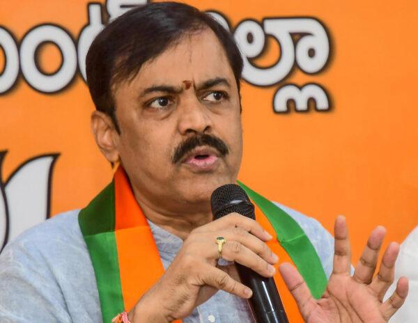 GVL-Narasimha-Rao comments on KCR