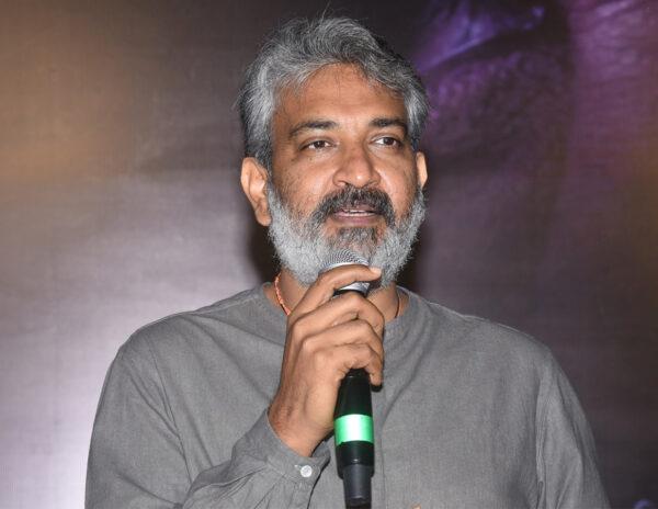 KGF 2 Fans Pushing Blame On Rajamouli