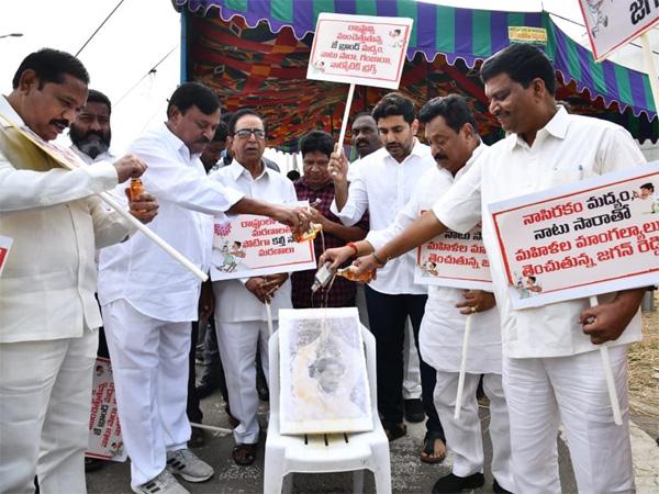 TDP-leaders-with-Lokesh