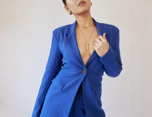 Pic Talk: Milky Beauty Unbuttons Her Top