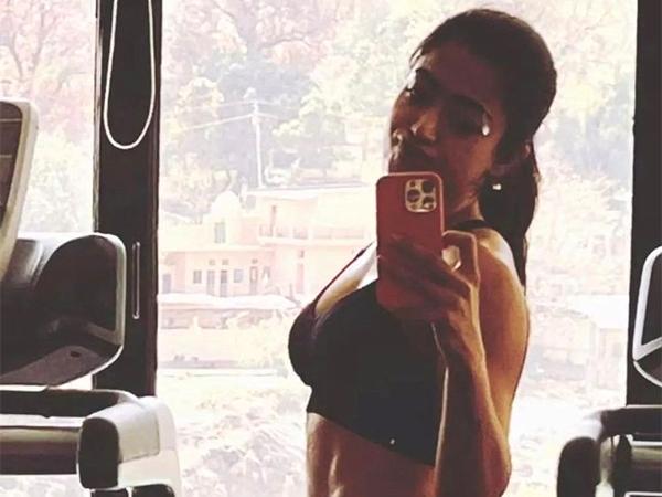 Pic Talk: Rashmika Shows Curves In Tight Outfit