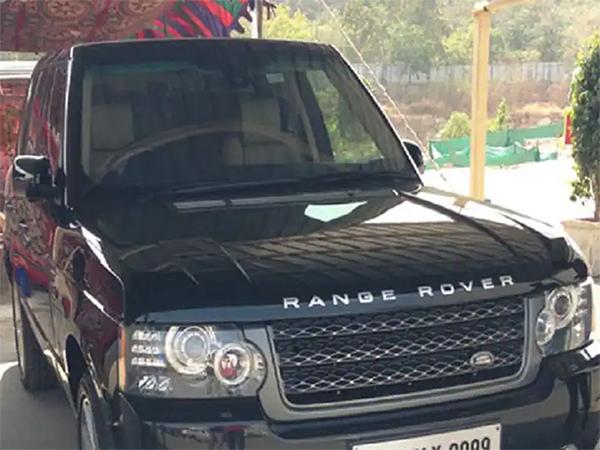 Police Stops Car With NTR's Son Inside!