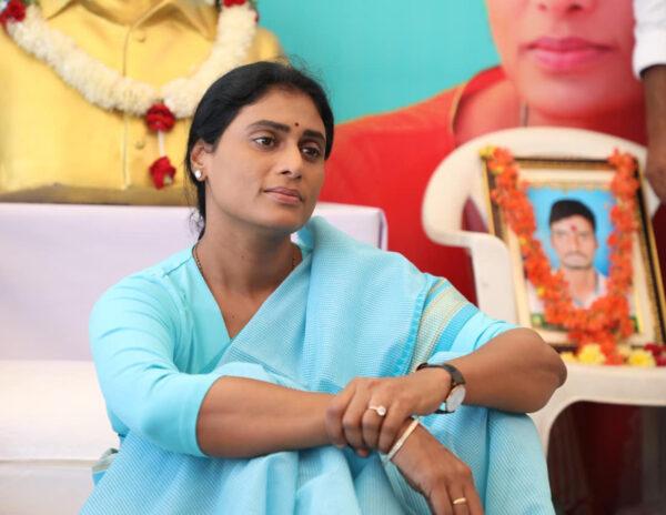 YS Sharmila To Enter Andhra Pradesh Politics Indirectly