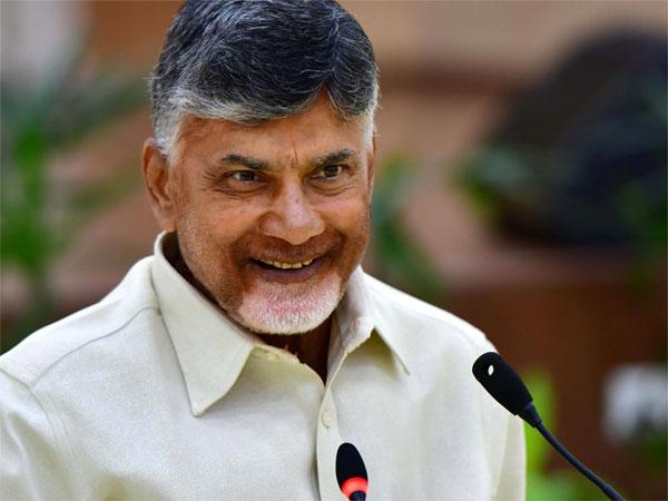 chandrababu naidu -sattire on ys jagan three capitals