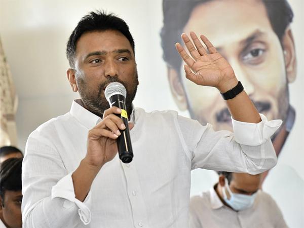bolisetty satyanarayana counter to gurrampati devendra reddy