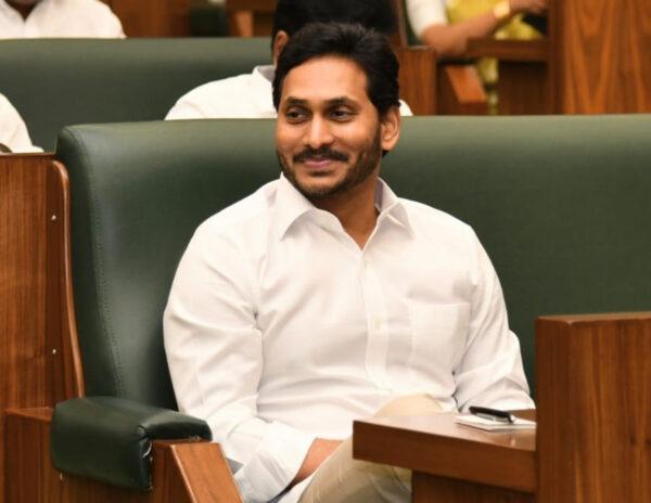 mlas and mps buttering ys jagan in assembly