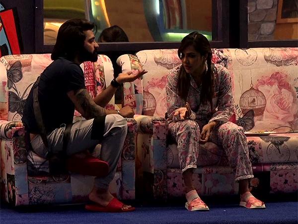 BB Non-Stop: Ep 42: Akhil Makes Ashu Feel Jealous