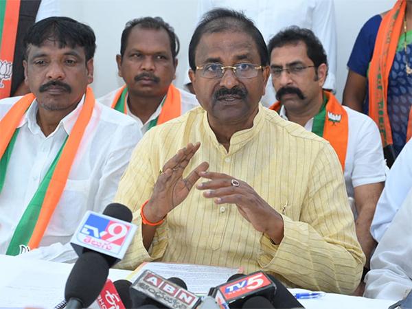 BJP Prefers Pawan Kalyan Over Jagan