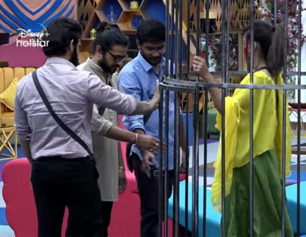 Big Boss Non-Stop: Ep 58: Naa Vintha Gaadha Vinuma