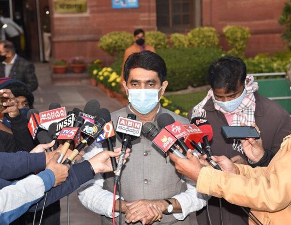 Buggana Should Shift Family & Office To Delhi