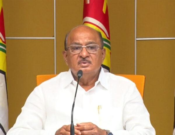 Vasireddy Padma, Roja, & Lakshmi Parvathi Are Paid Artists