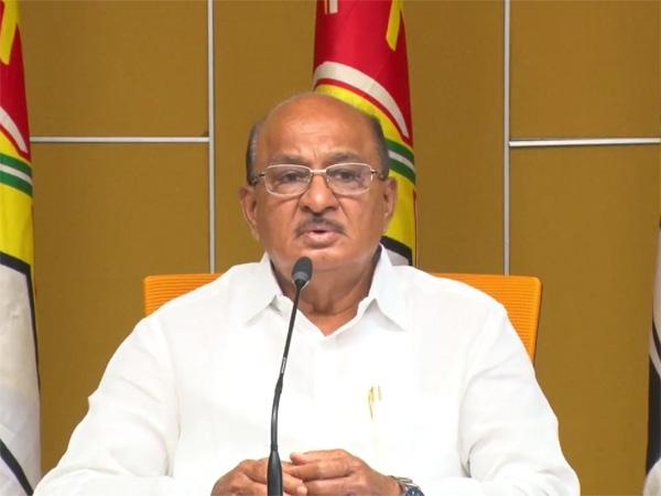 Vasireddy Padma, Roja, & Lakshmi Parvathi Are Paid Artists