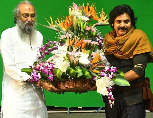 Har-Hara-Veera-Mallu Thota Tharani in Sets