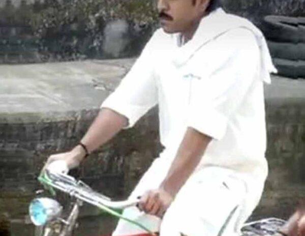 Pic Talk: Ram Charan In Complete Village Style!