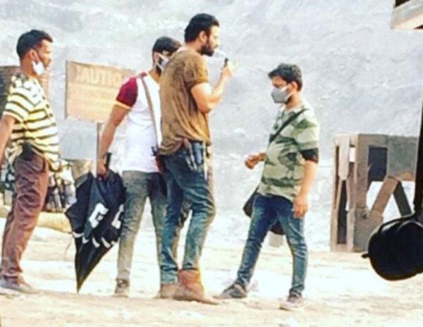 Salaar Leaked Pic: Relief For Prabhas Fans