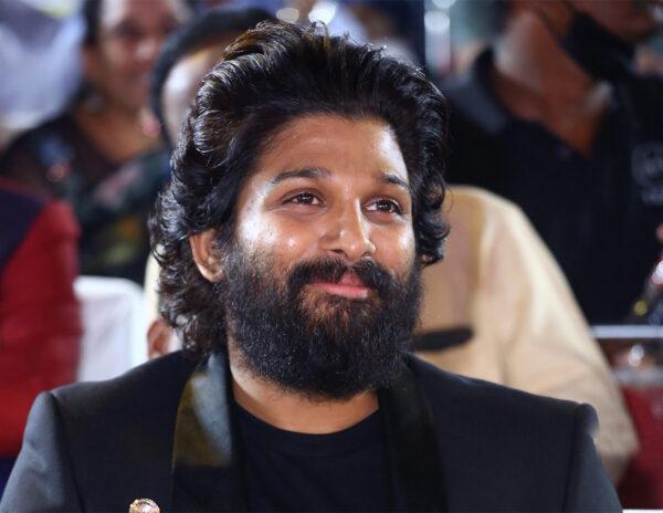 Allu Arjun Fans Behaving Like NTR Fans!