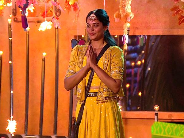 Exclusive: Bindu Madhavi Wins BB Non-Stop Title