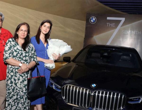 Heroine Gifts 1.4 Crore BMW Car!
