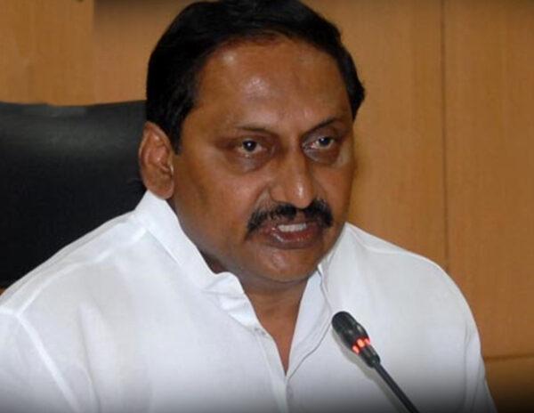 Kiran Kumar Reddy - New Enemy for YSR Congress Party
