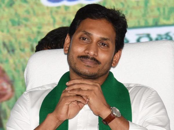 Jagan's Intelligence: Schemes Exists, Beneficiaries Decrease