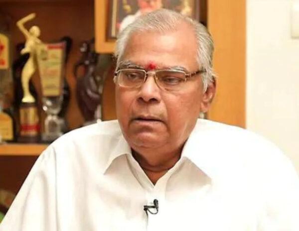 Kota Srinivasa rao comments on star heroes