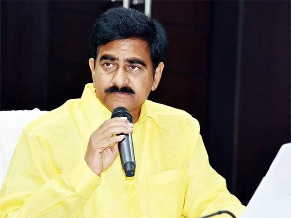Devineni Uma Padayatra for road repairs