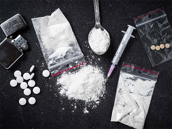 Indian Doc in U.S. Gets a Clean Chit in Drug Racket
