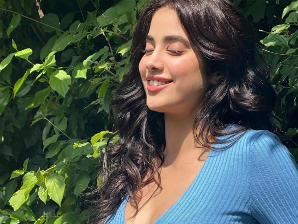 Janhvi Kapoor_Hot