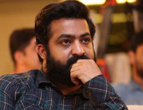Jr_NTR_Talking_To_Fan_in_Hospital