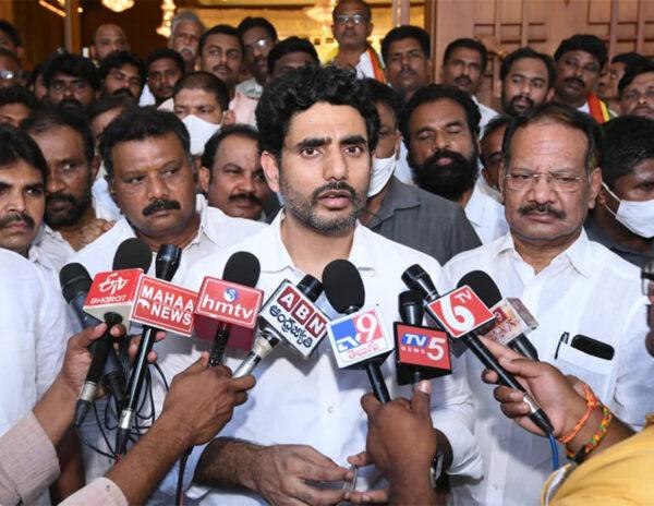 Nara Lokesh letter to ys jagan about aquafarmers    