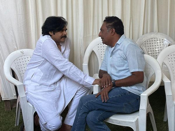 Pawan_Kalyan_With_Anti_Modi_Gang