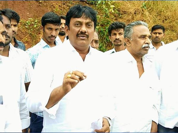 Petla_Uma_Shankar_Ganesh_YSRCP_MLA