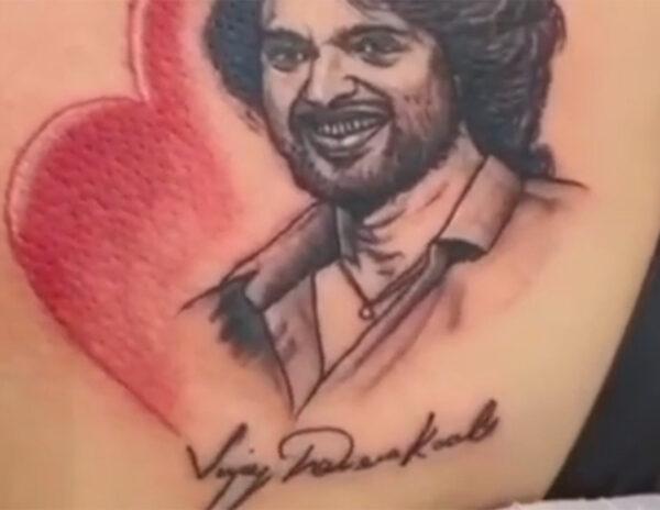 Lady Fan Gets Vijay D's Tattoo, See His Reaction