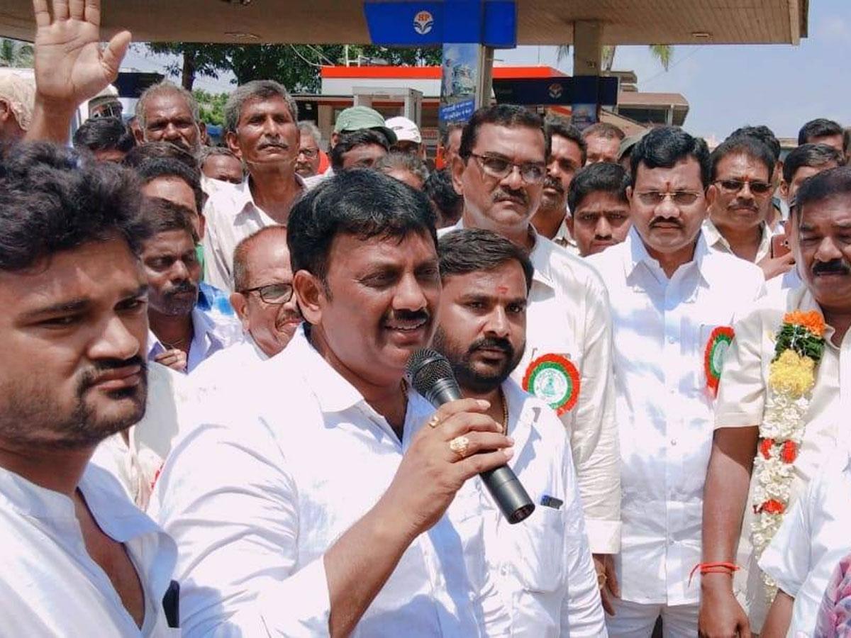 YSRCP-MLA-Uma-Sankara-Ganesh-Petla-