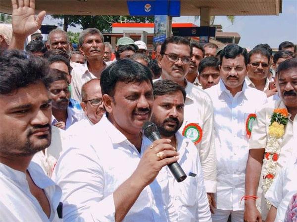 YSRCP-MLA-Uma-Sankara-Ganesh-Petla