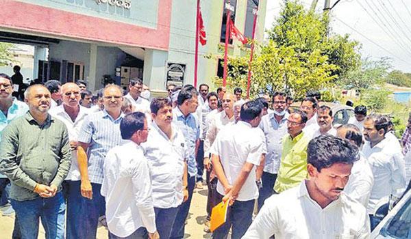 Contractors_Pending_Bills_ii_YCP_Govt