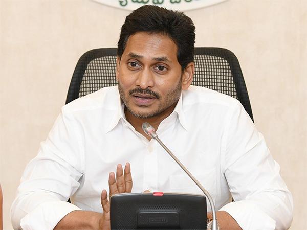 I-PAC Not Feeding Right Information To Jagan?