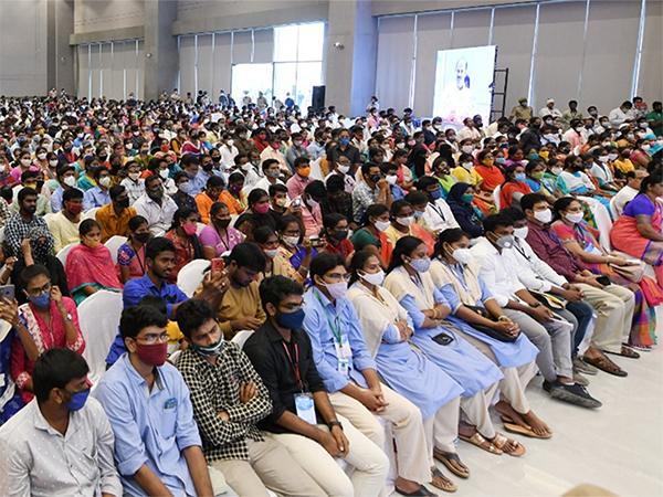 Election Commission banned volunteers from election duties