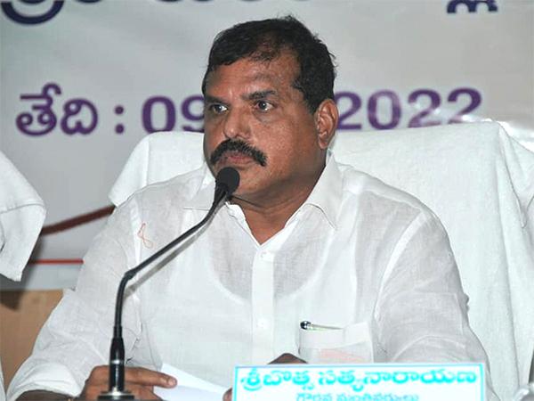Botsa Satyanarayana comments on govt Teachers