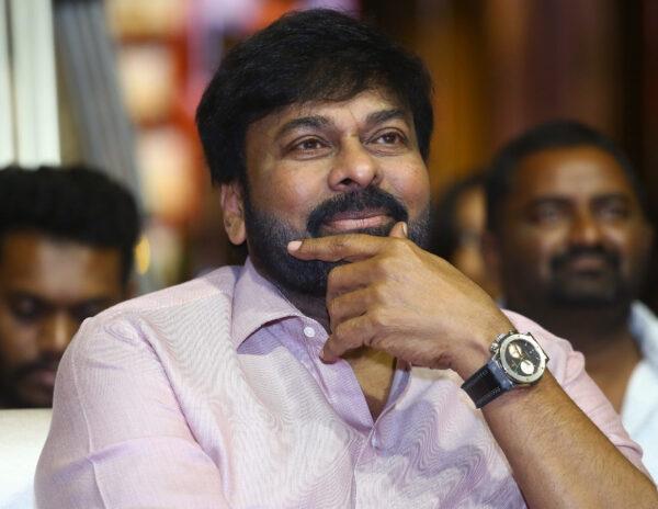 Chiranjeevi Takes Rajamouli's Route