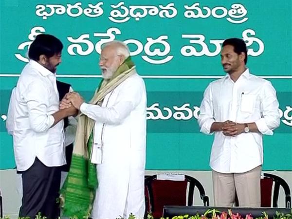 Chiranjeevi: Jagan's Sodharudu & Pawan's Pain!