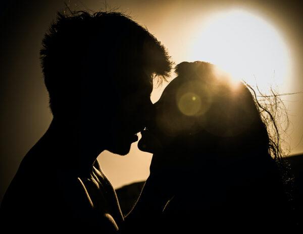 Heroine Pushing Politician's Daughter Towards Divorce?
