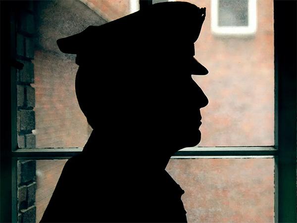 Hyd CI Threatens Husband, Rapes Wife