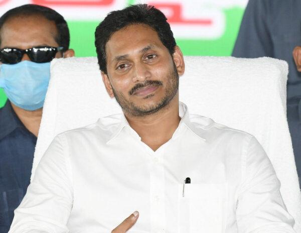 Jagan-Borrows-329-Crores-Per-Day-